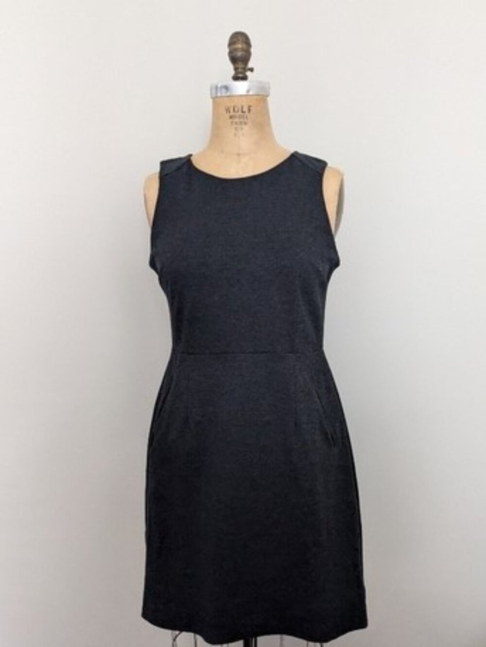 Old Navy Knit Gray Dark Academia Sleeveless Dress